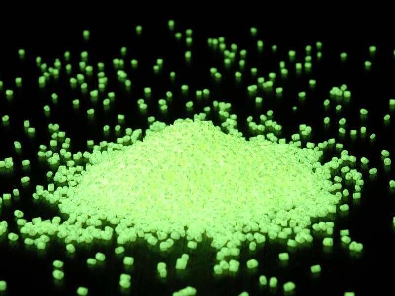 Luminous Masterbatch: Manufacturer of Plastic Glow Material Solutions